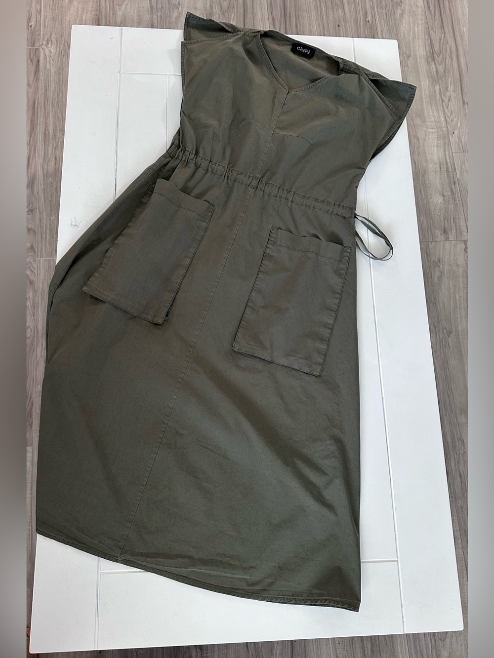 Chepe cotton Casual Olive Utility Midi Dress with Front Pockets